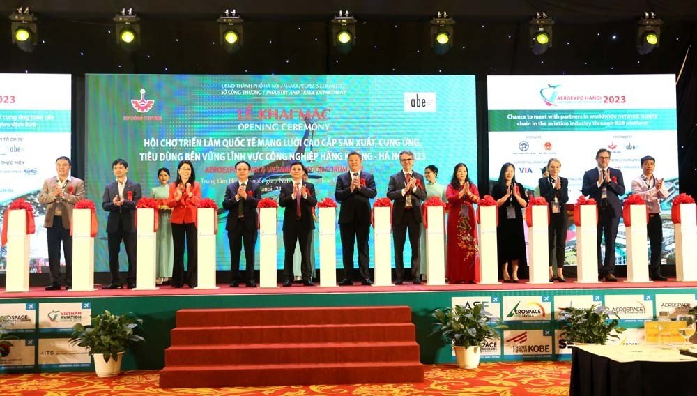 Hội chợ triển lãm quốc tế Mạng lưới cao cấp sản xuất, cung ứng, tiêu dùng bền vững lĩnh vực Công nghiệp Hàng Không – AeroExpo Hanoi&Vietnam Aviation Forum 2023
